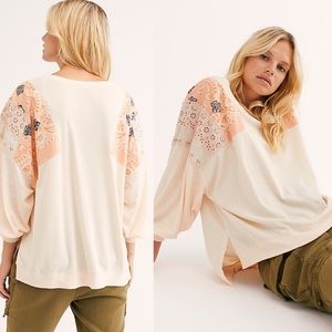 NWT 💕 {Free People} Feelin’ It Tee, Peach Color